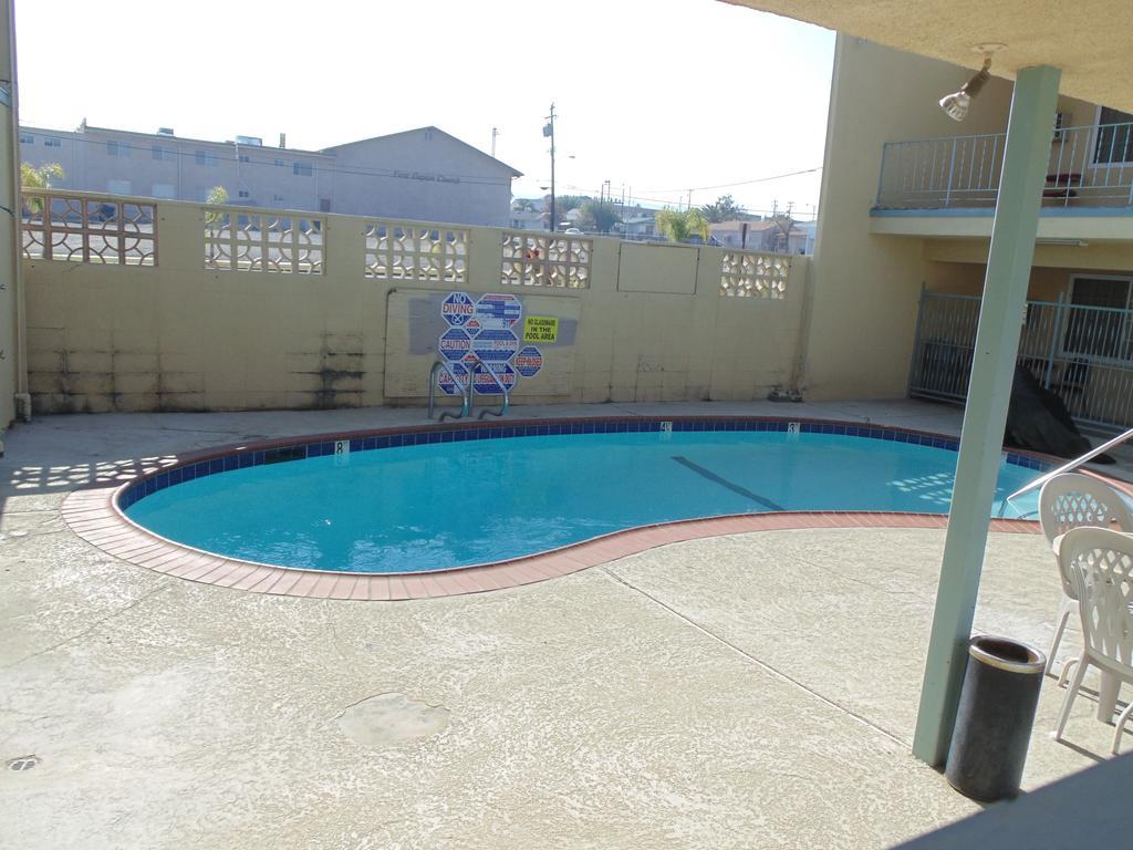 Western Inn & Suites Taft Luaran gambar